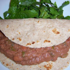 Extra Spicy Refried Beans with Lettuce, Tomato, and Lime