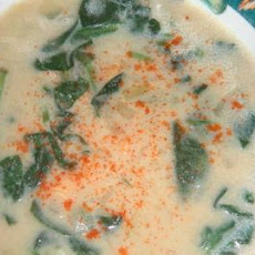 Garlic, Chickpea & Spinach Soup