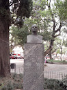 Busto Alcides Maya