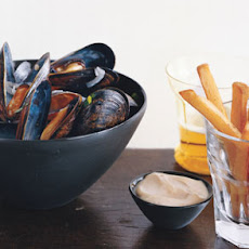 Mussels and Fries with Mustard Mayonnaise