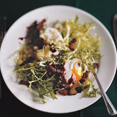 Warm Frisée-Lardon Salade with Poached Eggs in Red-Wine Sauce