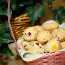 Raspberry Peach Muffins