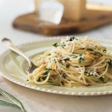 Spaghettini with Oil and Garlic