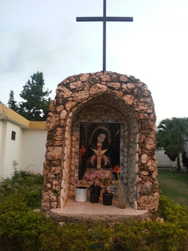 Virgen Parroquia San Lucas