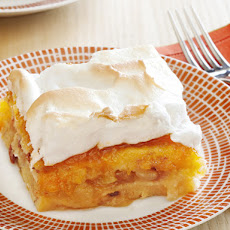 Apple-Bread Pudding Cake