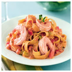 Creamy Shrimp Alfredo with Tomato and Basil