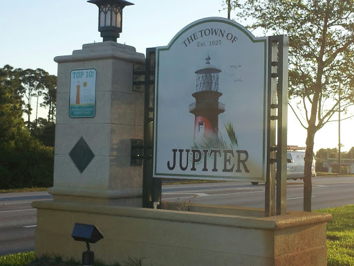 Welcome To Jupiter Sign