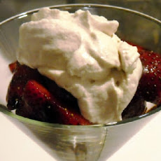 Balsamic Strawberries with Whipped Mascarpone Cheese