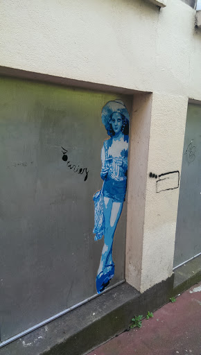 Street Art The Blue Girl