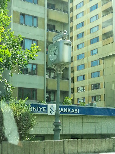 Türkiye İş Bankası Kumbara Saati