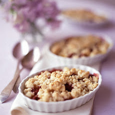 Mango and Raspberry Crisp