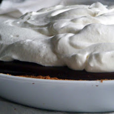 Velvety Chocolate Cream Pie