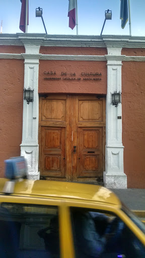 Casa De La Cultura Santa Maria