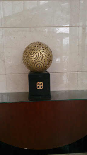 深圳大厦小球