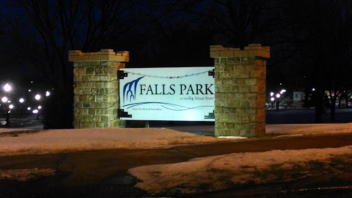 Falls Park West Entrance