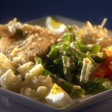 Spice Islands Salad with Sambal Dressing