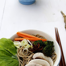 Star anise and vegetables soba noodles