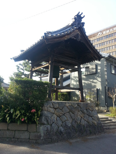 東泉寺 吊り鐘