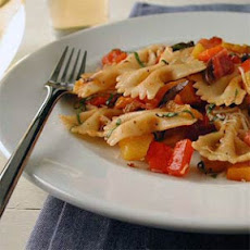 Garlic and Bell Pepper Farfalle