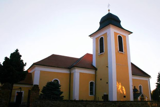 Zdislavice kostel sv. Petr a Pavel