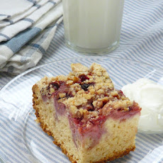 Strawberry Streusel Cake/ lightened up