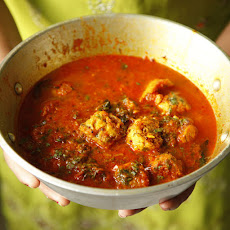 Dharan Ji Kadhi (Chickpea-flour Dumplings in Spiced Tomato Sauce)