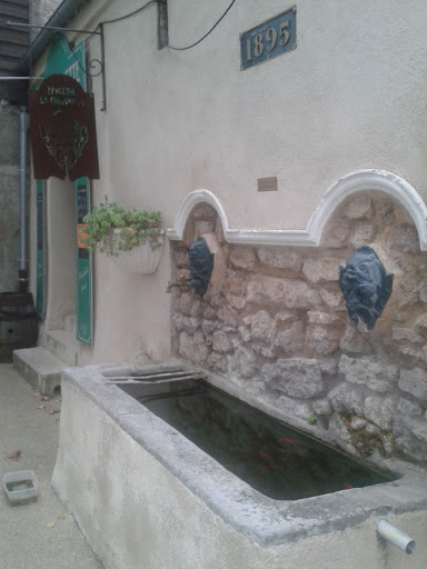 Fontaine De Cabrials