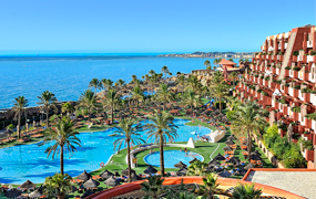 HOLIDAY VILLAGE