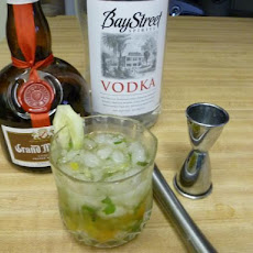 Cucumber, Kumquat, and Mint Vodka Cocktail