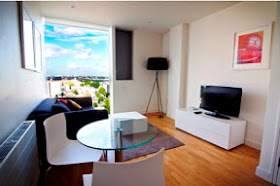 Superb One Bedroom Apartment in Superb Location