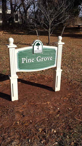 Pine Grove Picnic Pavillion