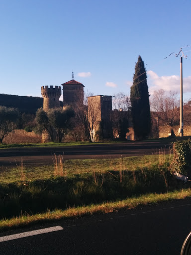 Roulan Château De Castan