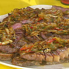 Garlic-Buttered Sliced Steak with Onions