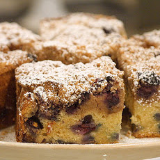 Classic Blueberry Crumb Cake