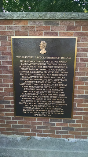 Lincoln Highway Bridge Historical Marker