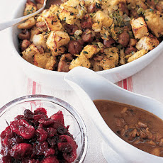 Cranberry Sauce with Dried Figs
