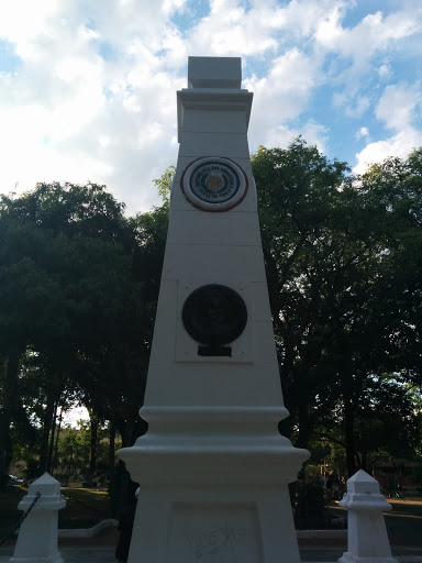 Obelisco Villeta 
