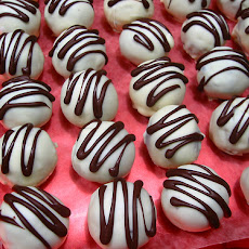White Chocolate Oreo Cream Cheese Balls
