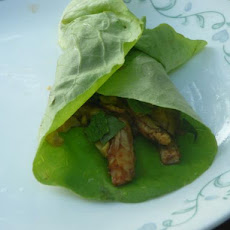 Grilled Hoisin Chicken in Lettuce Cups
