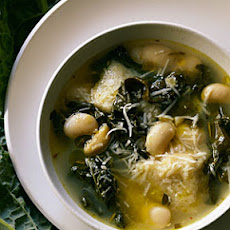 Tuscan Kale, White Bean, and Ciabatta Soup