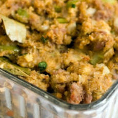 Simple Cornbread Stuffing