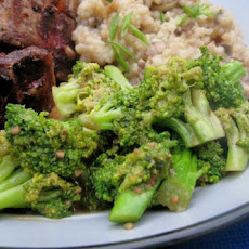 Asian Broccoli With Peanut Butter