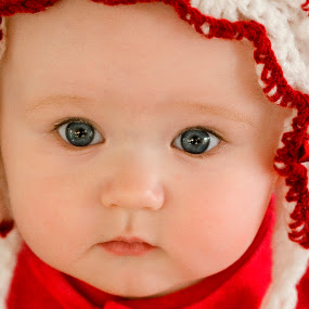 Red Bonnet by Martin Thomas - Portrait & People Children