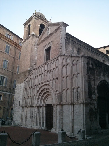 Chiesa S. Maria Della Piazza