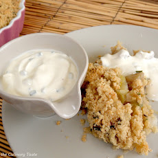 Leek and Sunchoke Savory Crumble with Greek Yoghurt Sauce