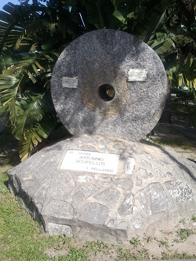 Monumento A Scopelliti