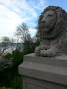 The Lake Park lion