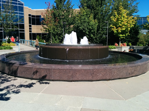 Microsoft Building 16 Fountain