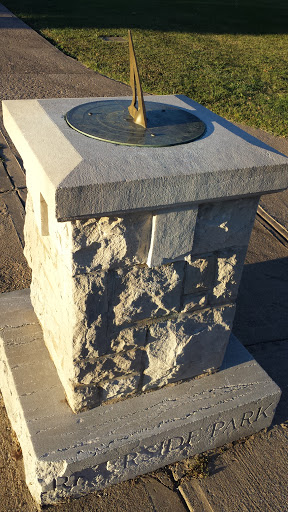 Sundial at Riverside Park 