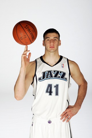 [32e75a7877b4e06fac3aa7b7aad1ae0c-getty-82921743_mm025_jazzmdia_day[2].jpg]